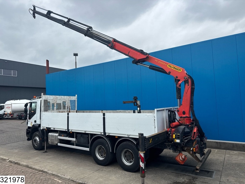 Iveco Trakker 410 6X4, EURO 6, Palfinger, Retarder, Steel suspension - Truk flatbed, Truk derek: gambar 4 Iveco Trakker 410 6X4, EURO 6, Palfinger, Retarder, Steel suspension - Truk flatbed, Truk derek: gambar 4