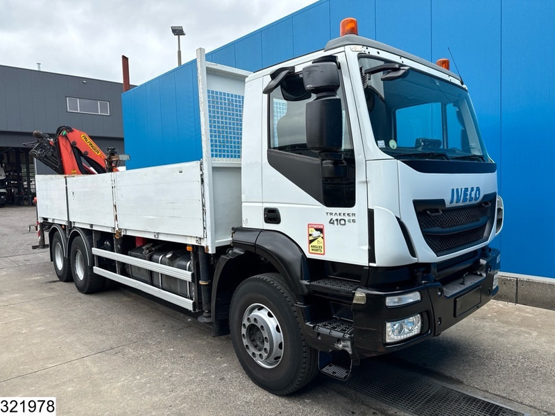 Iveco Trakker 410 6X4, EURO 6, Palfinger, Retarder, Steel suspension - Truk flatbed, Truk derek: gambar 3 Iveco Trakker 410 6X4, EURO 6, Palfinger, Retarder, Steel suspension - Truk flatbed, Truk derek: gambar 3