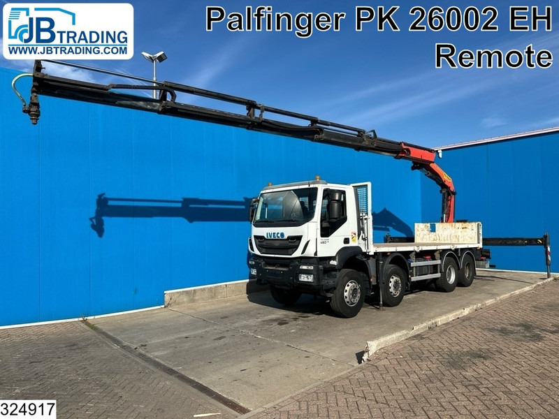 Iveco Trakker 8x4, EURO 6, Palfinger, Remote - Truk flatbed, Truk derek: gambar 1 Iveco Trakker 8x4, EURO 6, Palfinger, Remote - Truk flatbed, Truk derek: gambar 1