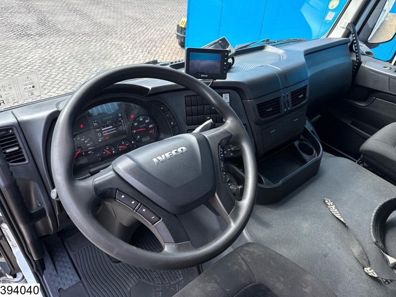 Iveco X-Way 360 6X4, EURO 6, Steel suspension, Palfinger - Truk flatbed, Truk derek: gambar 5 Iveco X-Way 360 6X4, EURO 6, Steel suspension, Palfinger - Truk flatbed, Truk derek: gambar 5