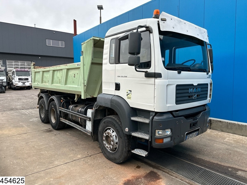 MAN TGA 33 350 6x4, Manual, Steel suspension - Truk jungkit: gambar 3 MAN TGA 33 350 6x4, Manual, Steel suspension - Truk jungkit: gambar 3