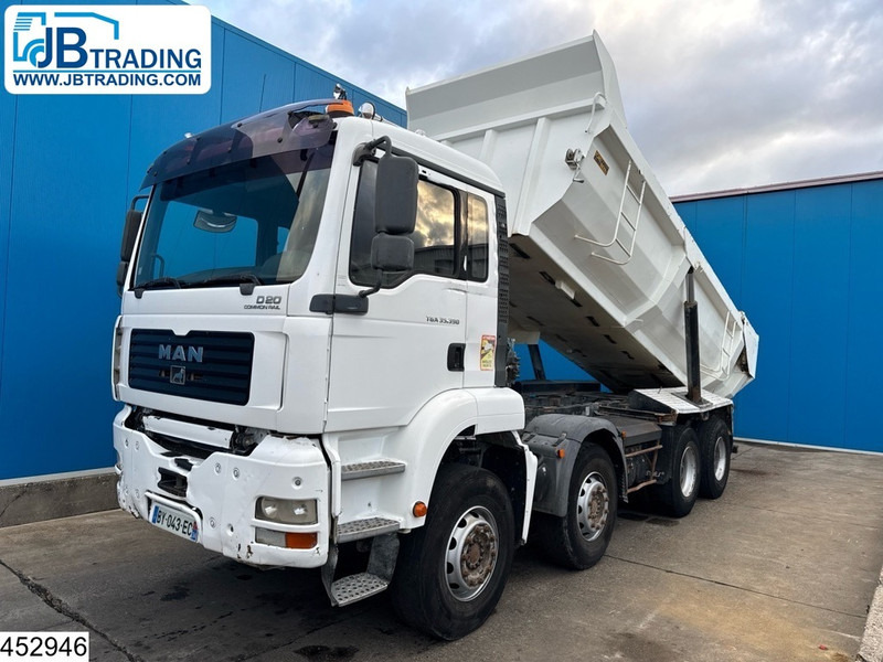 MAN TGA 35 390 8x4, Euro 3, Manual, steel suspension - Truk jungkit: gambar 1 MAN TGA 35 390 8x4, Euro 3, Manual, steel suspension - Truk jungkit: gambar 1