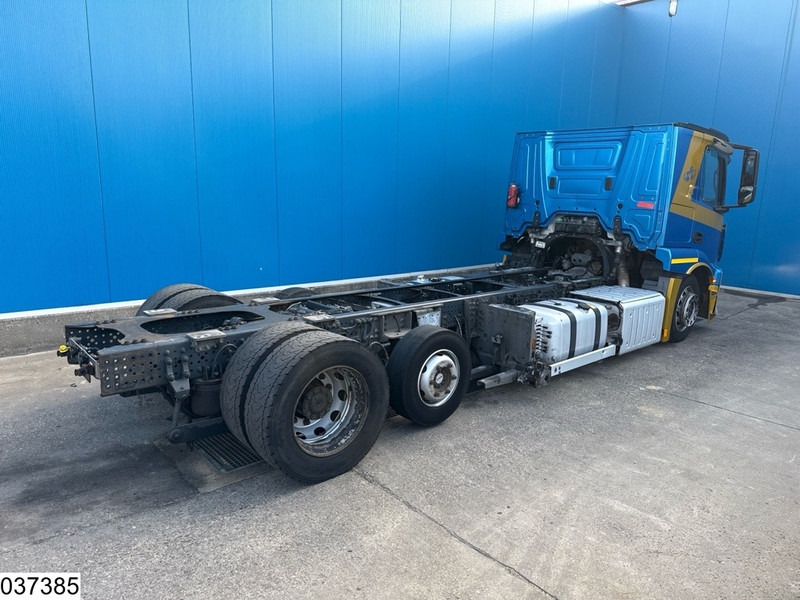Mercedes-Benz Actros 2443 6x2, EURO 6, PTO, Standairco - Truk sasis: gambar 3 Mercedes-Benz Actros 2443 6x2, EURO 6, PTO, Standairco - Truk sasis: gambar 3