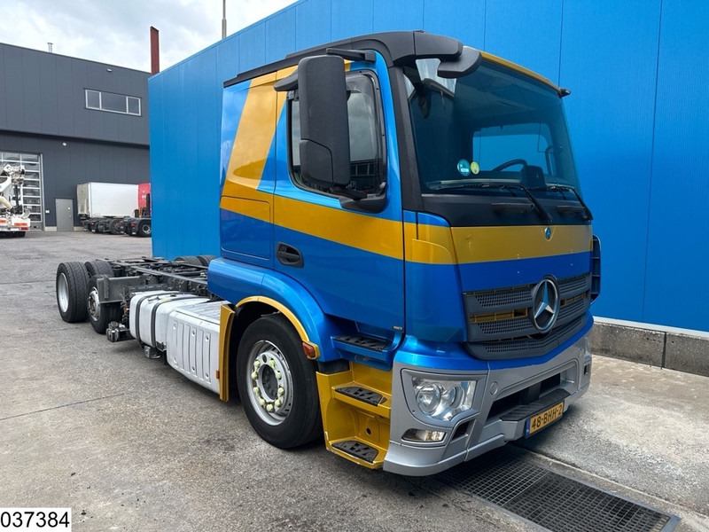Mercedes-Benz Actros 2443 EURO 6, Hydraulic - Truk sasis: gambar 3 Mercedes-Benz Actros 2443 EURO 6, Hydraulic - Truk sasis: gambar 3