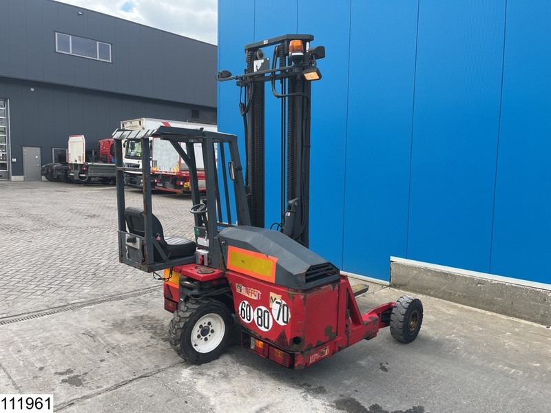Moffett M4 20.3 3x3, H 3,90 mtr, 2000 KG - Forklift yang dipasang di truk: gambar 2 Moffett M4 20.3 3x3, H 3,90 mtr, 2000 KG - Forklift yang dipasang di truk: gambar 2
