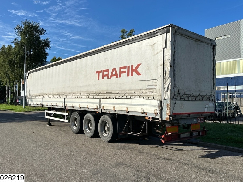 Piacenza Tautliner Piacenza, Tautliner - Semi-trailer dengan terpal samping: gambar 4 Piacenza Tautliner Piacenza, Tautliner - Semi-trailer dengan terpal samping: gambar 4
