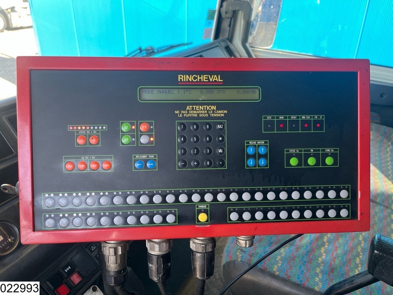 Renault G 270 Bitum, Rincheval, 9900 liter - Truk tangki: gambar 5 Renault G 270 Bitum, Rincheval, 9900 liter - Truk tangki: gambar 5