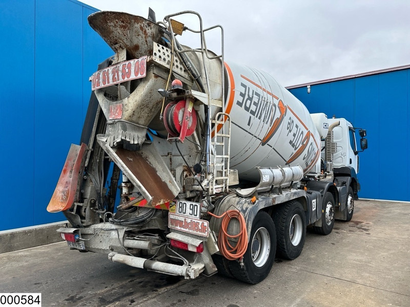 Renault Kerax 410 Dxi 8x4, EURO4, Cifa, 9m3, Remote - Truk pengaduk beton: gambar 4 Renault Kerax 410 Dxi 8x4, EURO4, Cifa, 9m3, Remote - Truk pengaduk beton: gambar 4