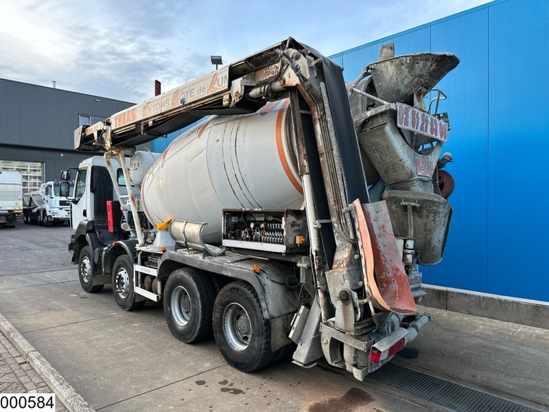 Renault Kerax 410 Dxi 8x4, EURO4, Cifa, 9m3, Remote - Truk pengaduk beton: gambar 2 Renault Kerax 410 Dxi 8x4, EURO4, Cifa, 9m3, Remote - Truk pengaduk beton: gambar 2