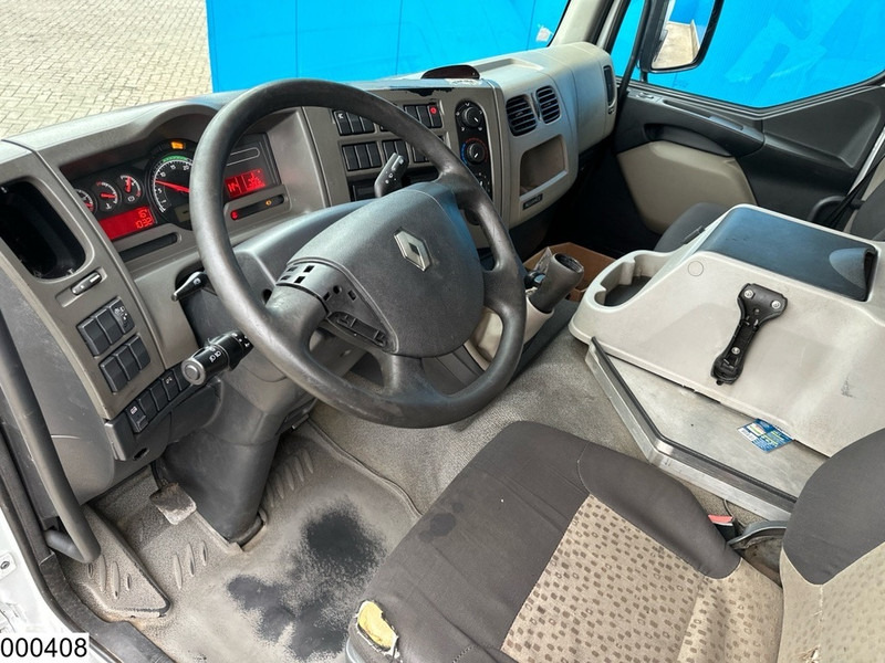 Renault Midlum 220 15985 Liter, LPG GPL, Gastank, Steel suspension - Truk tangki: gambar 5 Renault Midlum 220 15985 Liter, LPG GPL, Gastank, Steel suspension - Truk tangki: gambar 5