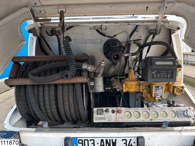 Renault Premium 270 18881 Liter, LPG GPL, Gas tank, Steel suspension - Truk tangki: gambar 4 Renault Premium 270 18881 Liter, LPG GPL, Gas tank, Steel suspension - Truk tangki: gambar 4