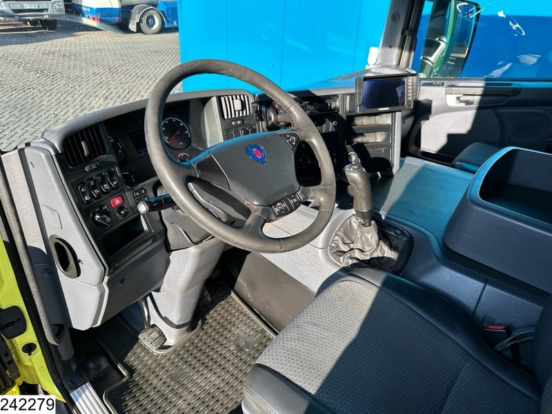 Scania P 320 EURO 5, Manual transmission, Retarder - Truk pengangkut hewan: gambar 5 Scania P 320 EURO 5, Manual transmission, Retarder - Truk pengangkut hewan: gambar 5
