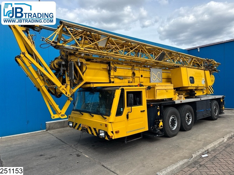 Spierings SK377-AT3 6X4, Spierings, EURO 3 - Derek bergerak: gambar 1 Spierings SK377-AT3 6X4, Spierings, EURO 3 - Derek bergerak: gambar 1