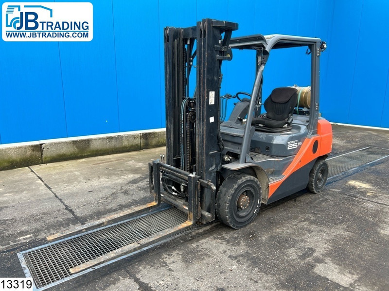 Toyota 8 FGF 25 2.500 KG - Forklift LPG: gambar 1 Toyota 8 FGF 25 2.500 KG - Forklift LPG: gambar 1