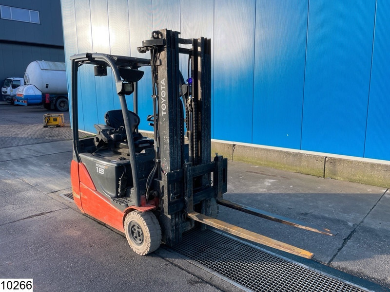 Toyota 8FBEKT18 1800KG, H 4.7M, 7764h, charger - Forklift listrik: gambar 3 Toyota 8FBEKT18 1800KG, H 4.7M, 7764h, charger - Forklift listrik: gambar 3