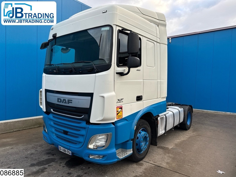 DAF XF 460 EURO 6 - Tractor head: gambar 1 DAF XF 460 EURO 6 - Tractor head: gambar 1