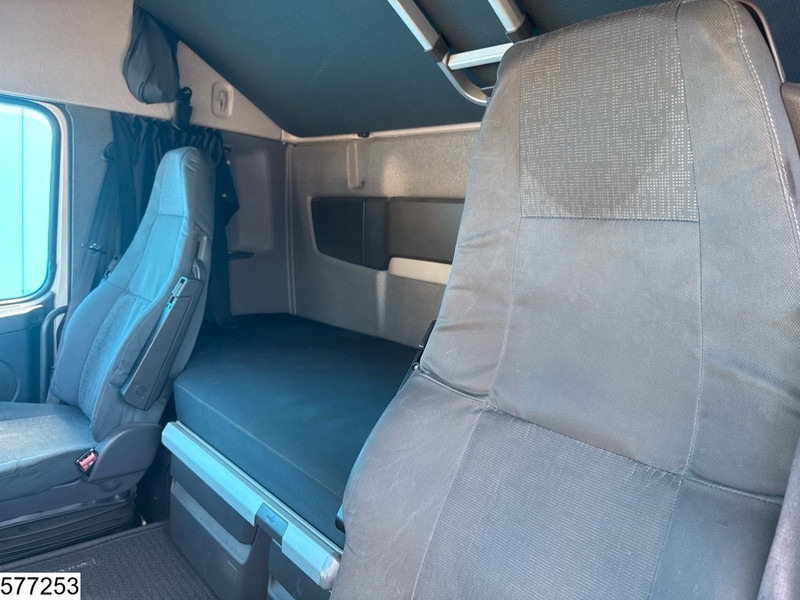 Volvo FH 460 EURO 5, Hydraulic - Tractor head: gambar 5 Volvo FH 460 EURO 5, Hydraulic - Tractor head: gambar 5