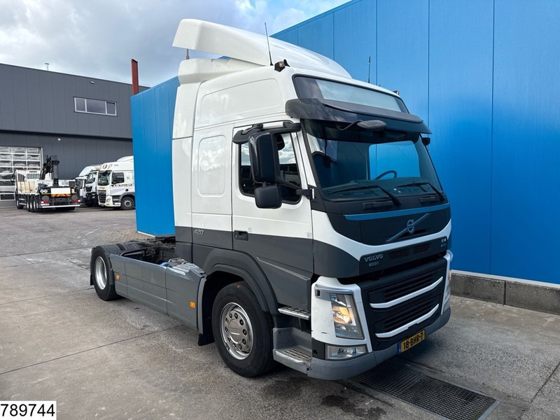 Volvo FM 420 EURO 6 - Tractor head: gambar 3 Volvo FM 420 EURO 6 - Tractor head: gambar 3