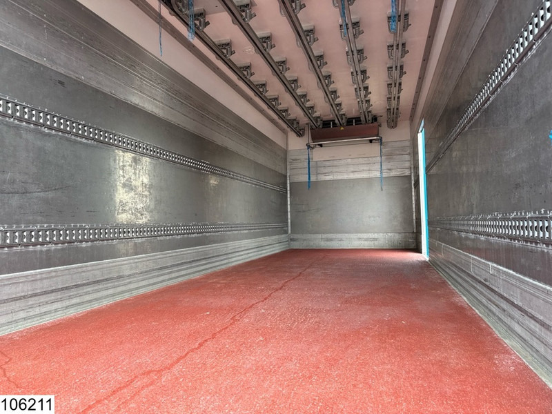 Truk berpendingin Volvo FL 250 EURO 6, Carrier, Meat hanging rails: gambar 12