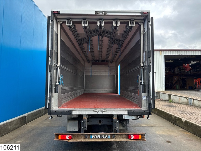 Truk berpendingin Volvo FL 250 EURO 6, Carrier, Meat hanging rails: gambar 13
