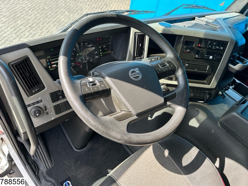 Volvo FM 330 EURO 6, Dhollandia - Truk box: gambar 5 Volvo FM 330 EURO 6, Dhollandia - Truk box: gambar 5