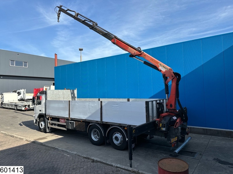 Volvo FM 370 6X2, EURO 5, Palfinger, Remote - Truk flatbed, Truk derek: gambar 4 Volvo FM 370 6X2, EURO 5, Palfinger, Remote - Truk flatbed, Truk derek: gambar 4