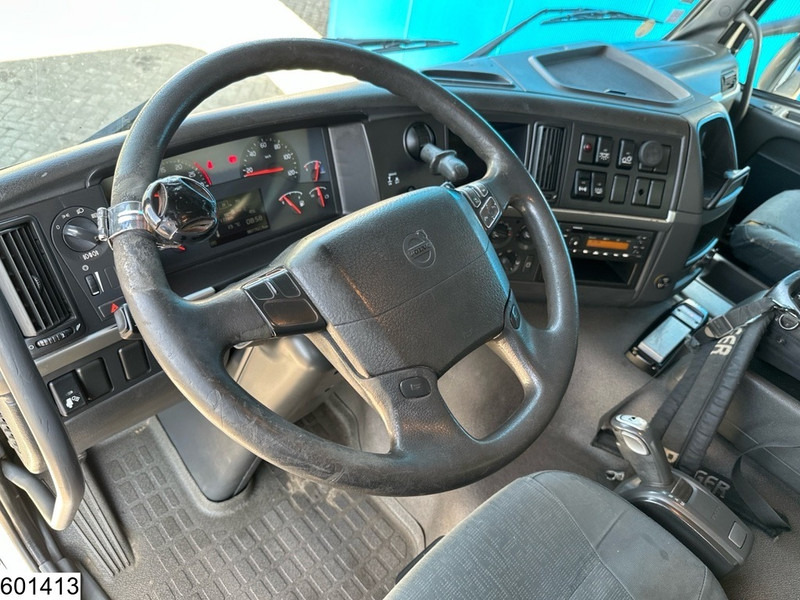 Volvo FM 370 6X2, EURO 5, Palfinger, Remote - Truk flatbed, Truk derek: gambar 5 Volvo FM 370 6X2, EURO 5, Palfinger, Remote - Truk flatbed, Truk derek: gambar 5
