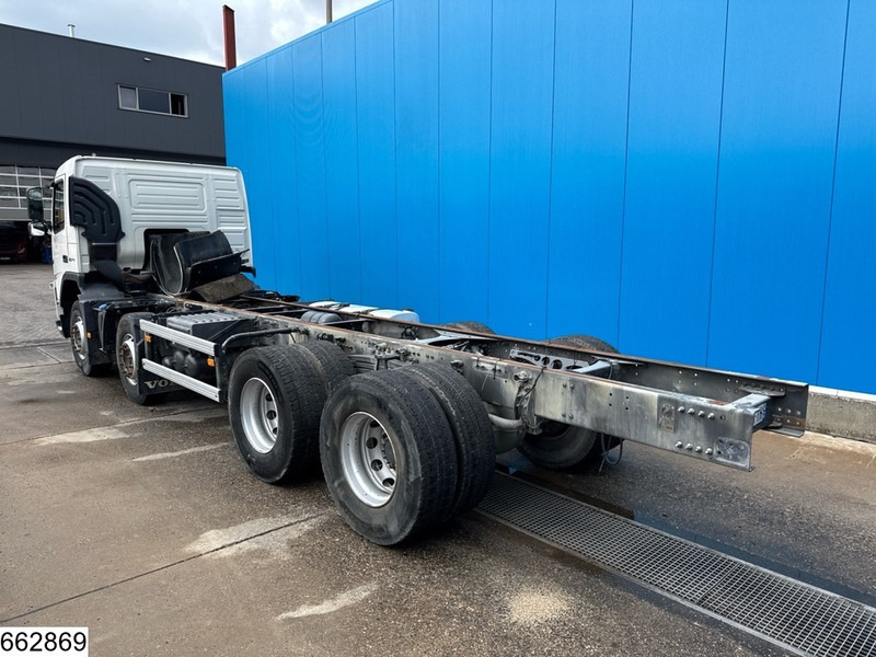 Volvo FM 410 8x4, EURO 5, PTO - Truk sasis: gambar 4 Volvo FM 410 8x4, EURO 5, PTO - Truk sasis: gambar 4