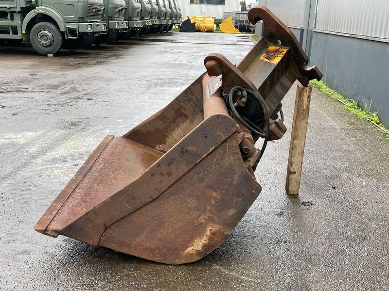 Tilting bucket CW40 - Ekskavator: gambar 2 Tilting bucket CW40 - Ekskavator: gambar 2