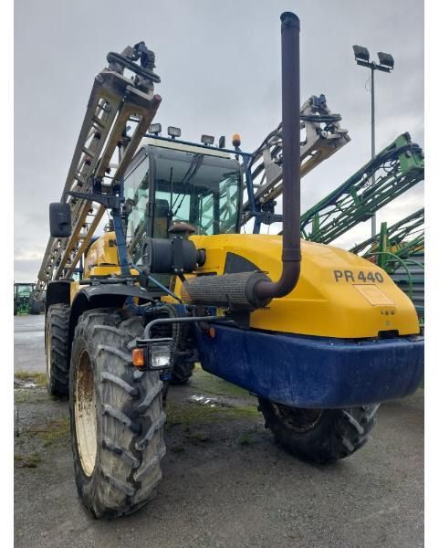 CARUELLE NICOLAS PR440 - Penyemprot self-propelled: gambar 1 CARUELLE NICOLAS PR440 - Penyemprot self-propelled: gambar 1