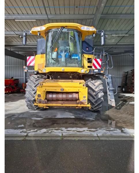 NEW HOLLAND CR9080 - Pemanen gabungan: gambar 2 NEW HOLLAND CR9080 - Pemanen gabungan: gambar 2
