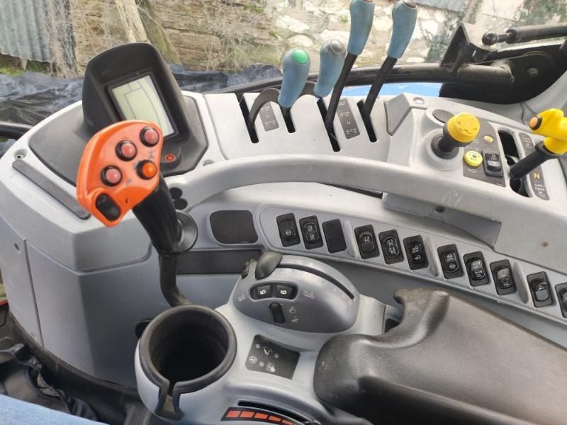 NEW HOLLAND T7-190RC - Traktor: gambar 5 NEW HOLLAND T7-190RC - Traktor: gambar 5