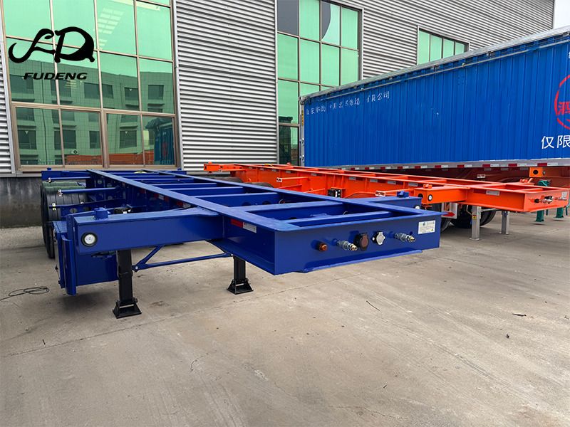 FUDENG 2 Axle 20ft Container Chassis Trailer - Semi-trailer pengangkut mobil: gambar 1 FUDENG 2 Axle 20ft Container Chassis Trailer - Semi-trailer pengangkut mobil: gambar 1