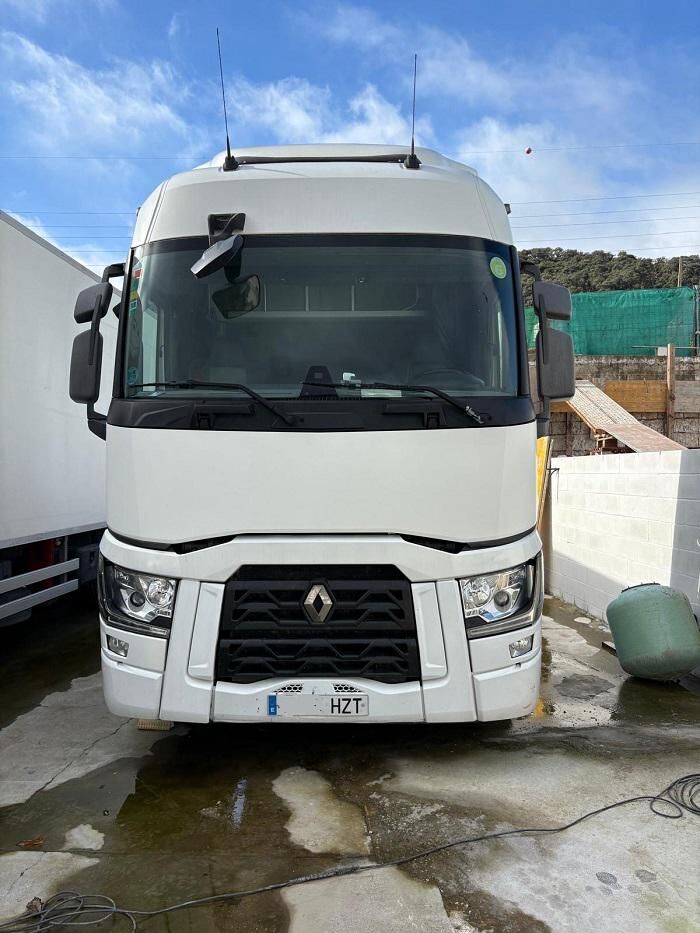 RENAULT 460 - Tractor head: gambar 1 RENAULT 460 - Tractor head: gambar 1