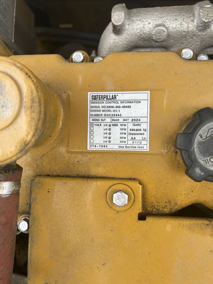 CATERPILLAR 323D2L - Ekskavator perayap: gambar 3 CATERPILLAR 323D2L - Ekskavator perayap: gambar 3