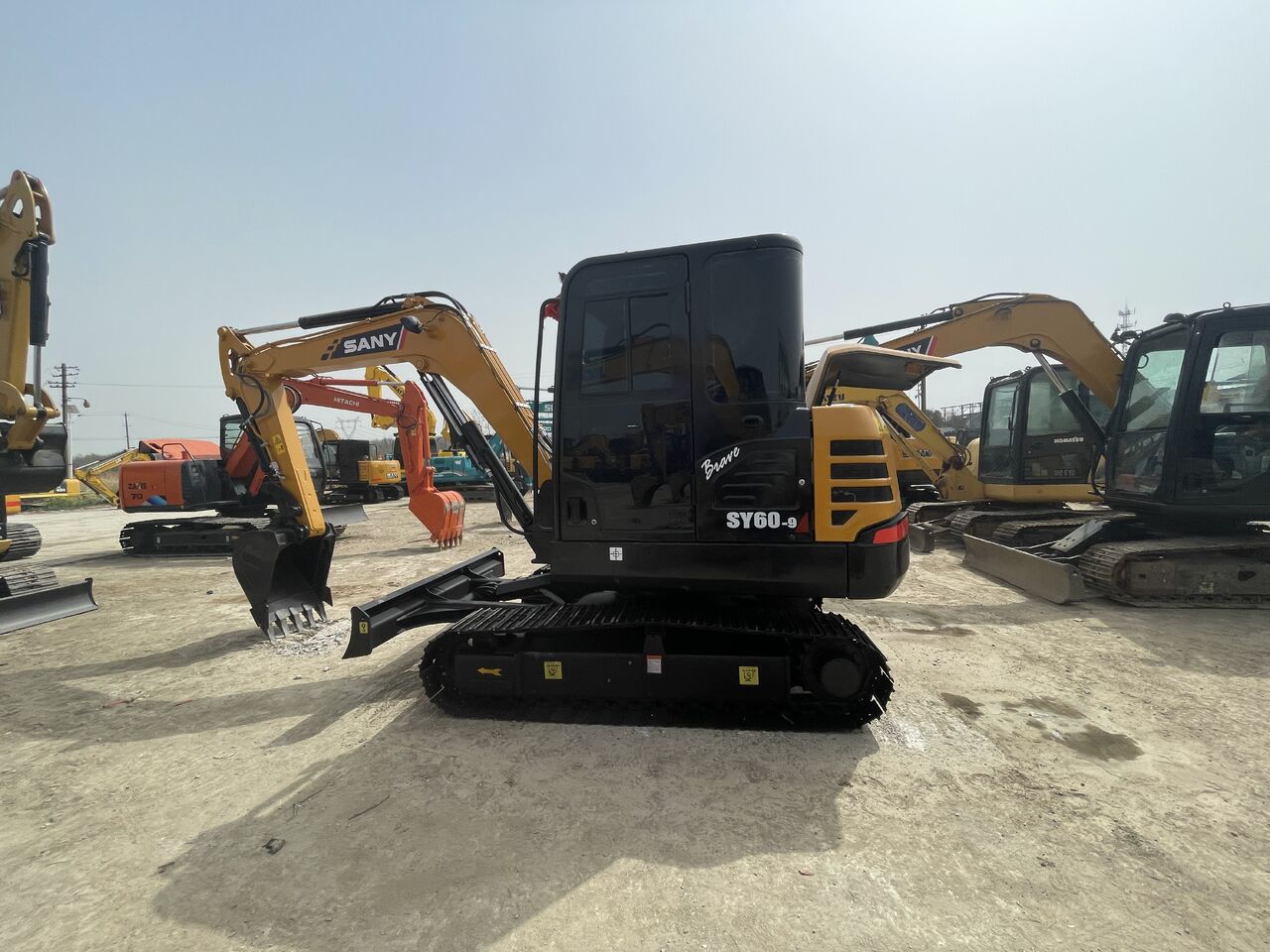 SANY SY60-9 - Ekskavator mini: gambar 3 SANY SY60-9 - Ekskavator mini: gambar 3