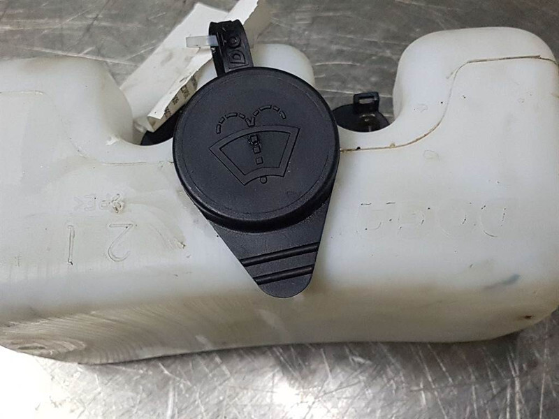 Ahlmann AZ210E-23107152-Doga-Tank/Behälter/Reservoir - Kabin dan interior untuk Peralatan konstruksi: gambar 4 Ahlmann AZ210E-23107152-Doga-Tank/Behälter/Reservoir - Kabin dan interior untuk Peralatan konstruksi: gambar 4