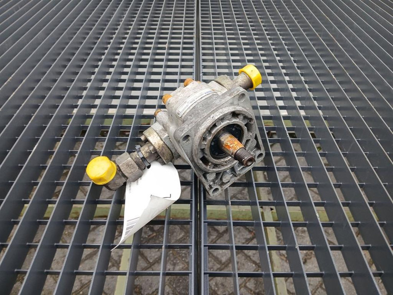 Atlas 1704MH-Haldex GM5-16-H11F-23-GE648-Gearpump - Hidrolika untuk Peralatan konstruksi: gambar 1 Atlas 1704MH-Haldex GM5-16-H11F-23-GE648-Gearpump - Hidrolika untuk Peralatan konstruksi: gambar 1