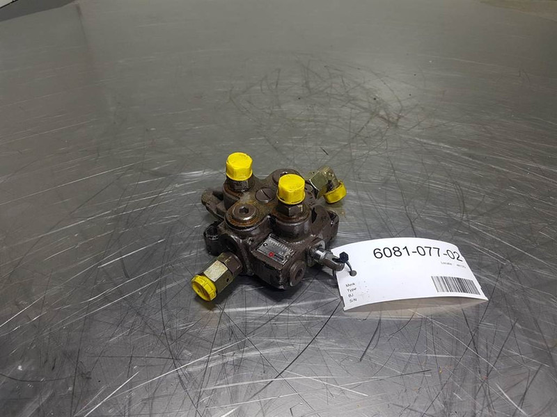 Bucher Hydraulics 200061112137 - Ahlmann AZ 150 - Valve - Hidrolika untuk Peralatan konstruksi: gambar 1 Bucher Hydraulics 200061112137 - Ahlmann AZ 150 - Valve - Hidrolika untuk Peralatan konstruksi: gambar 1