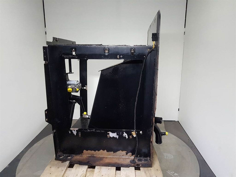 Hidrolika untuk Peralatan konstruksi Case 621D-84528083-Tank/Behälter/Reservoir: gambar 6