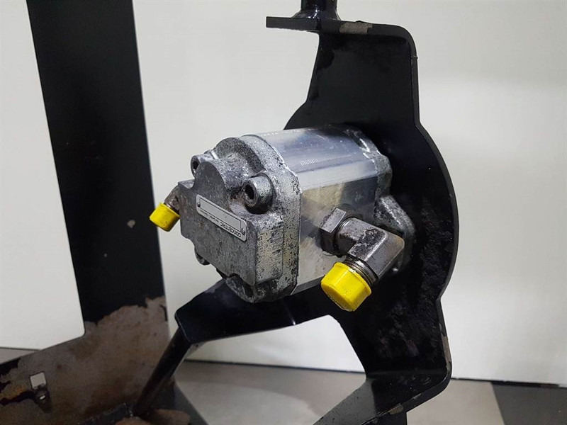 Hidrolika untuk Peralatan konstruksi Case 621D-84528083-Tank/Behälter/Reservoir: gambar 10