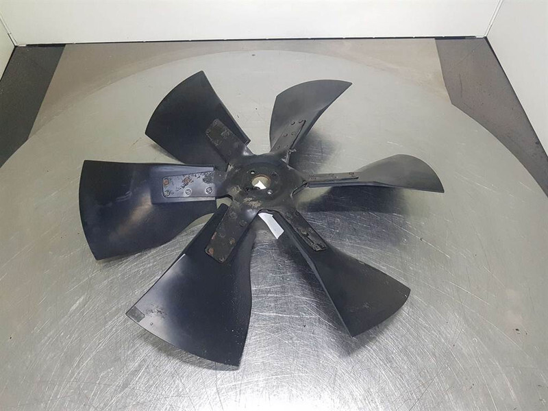 Case 921C - Fan/Lüfterrad/Koelvin - Mesin untuk Peralatan konstruksi: gambar 1 Case 921C - Fan/Lüfterrad/Koelvin - Mesin untuk Peralatan konstruksi: gambar 1