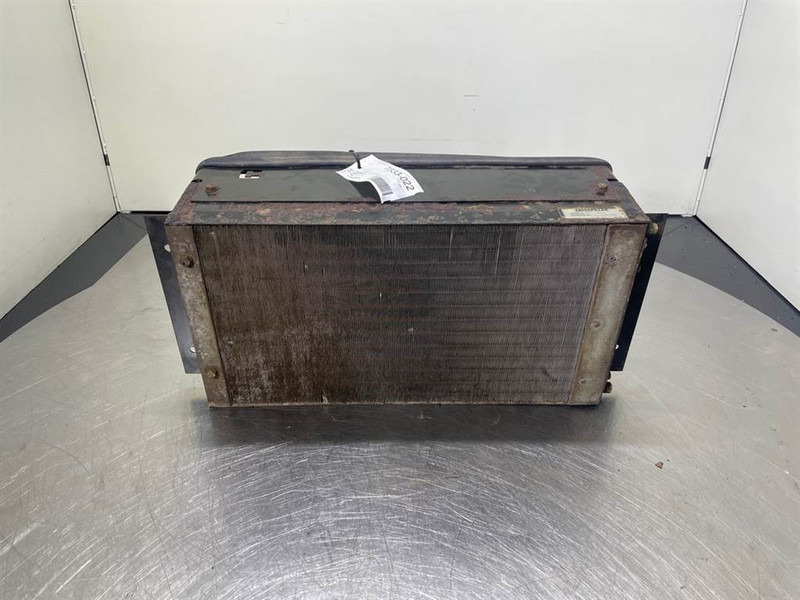 Cat 924G-199-7041-Airco condenser/Klimakondensator - Bingkai/ Sasis untuk Peralatan konstruksi: gambar 2 Cat 924G-199-7041-Airco condenser/Klimakondensator - Bingkai/ Sasis untuk Peralatan konstruksi: gambar 2