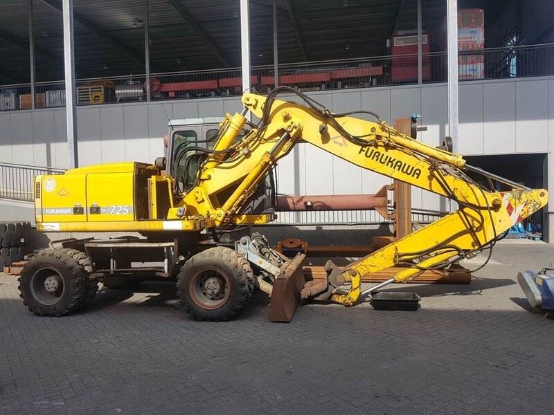 Furukawa W 725 LS (For parts) - Ekskavator roda: gambar 1 Furukawa W 725 LS (For parts) - Ekskavator roda: gambar 1