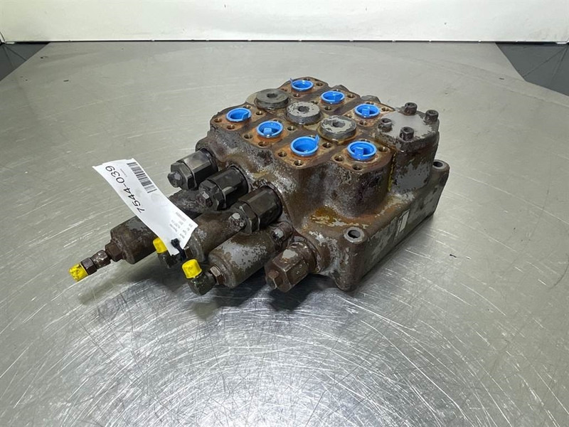 Hyundai HL757-7A-31LD-00030-WA28D7D7F1-57-Valve/Ventile - Hidrolika untuk Peralatan konstruksi: gambar 1 Hyundai HL757-7A-31LD-00030-WA28D7D7F1-57-Valve/Ventile - Hidrolika untuk Peralatan konstruksi: gambar 1