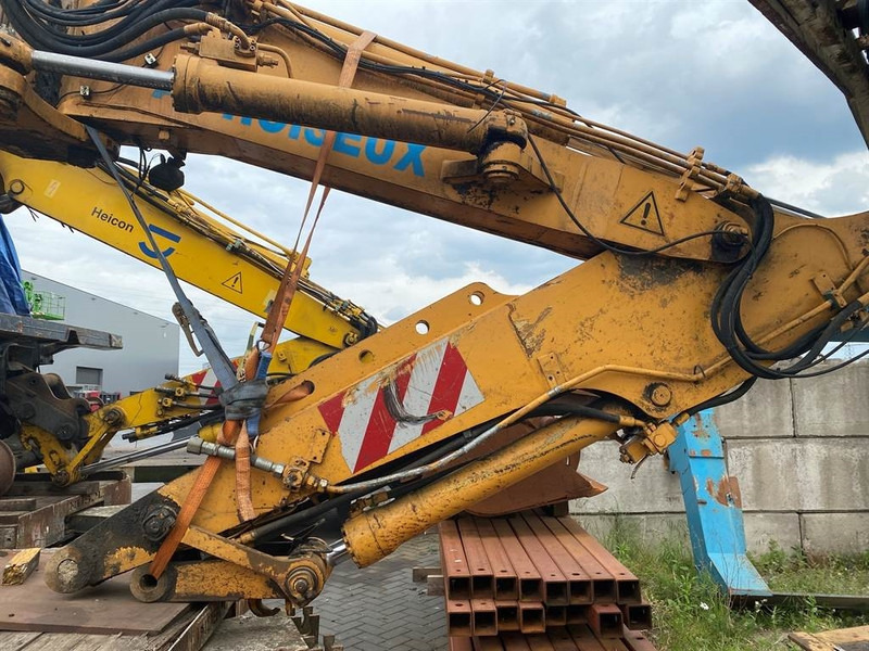 Liebherr A 904 (For parts) - Ekskavator roda: gambar 3 Liebherr A 904 (For parts) - Ekskavator roda: gambar 3