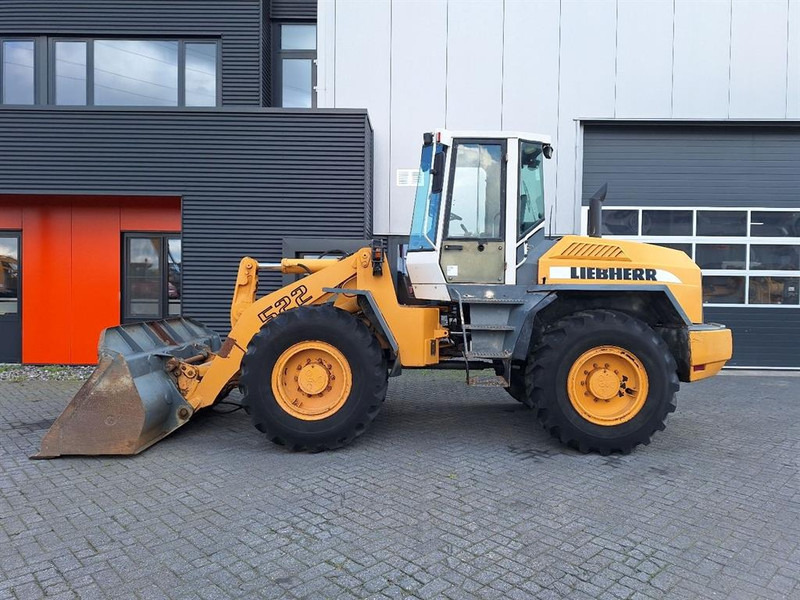 Liebherr L522 - Wheel loader: gambar 1 Liebherr L522 - Wheel loader: gambar 1
