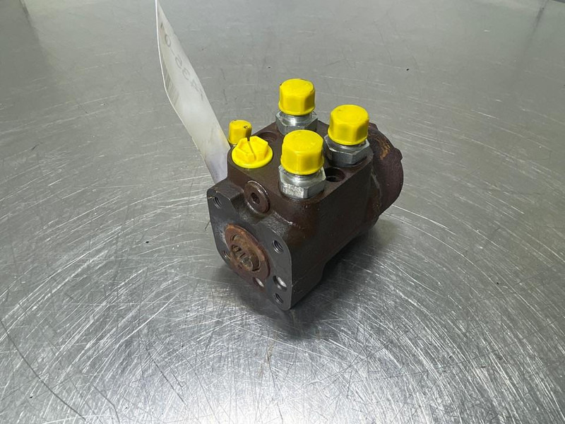 MAGNI RTH5.30-Danfoss OSPF200LS-Steering unit/Orbitrol - Hidrolika untuk Peralatan konstruksi: gambar 1 MAGNI RTH5.30-Danfoss OSPF200LS-Steering unit/Orbitrol - Hidrolika untuk Peralatan konstruksi: gambar 1