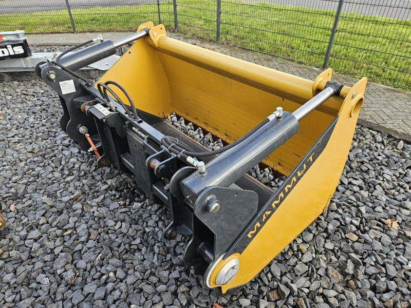 MAMMUT SB 195 M - Silage cutter/Silageschneider - Peralatan silo: gambar 5 MAMMUT SB 195 M - Silage cutter/Silageschneider - Peralatan silo: gambar 5