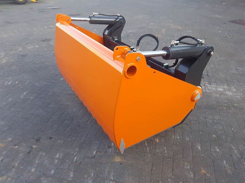 MAMMUT SC195M - Silage cutter/Silageschneider/Kuilhapper - Peralatan silo: gambar 1 MAMMUT SC195M - Silage cutter/Silageschneider/Kuilhapper - Peralatan silo: gambar 1